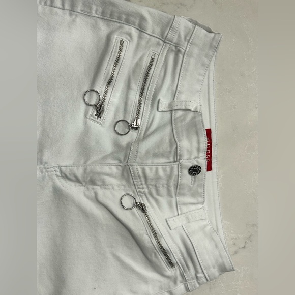 GUESS Jeans - Picture 4 of 4